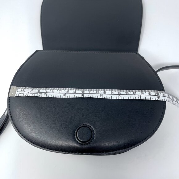 Uniqlo Saddle Shoulder Bag 2021, Crossbody Imitation Leather - Picture 9 of 16